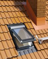 Střešní výlez horní výklop PVC 2sklo IGWX+ E2 78x98 ntegr. Lemování AKP